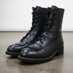 Pueblo Classic Kiltie Black Leather Grunge Moto Style Boots, Women's 8.5